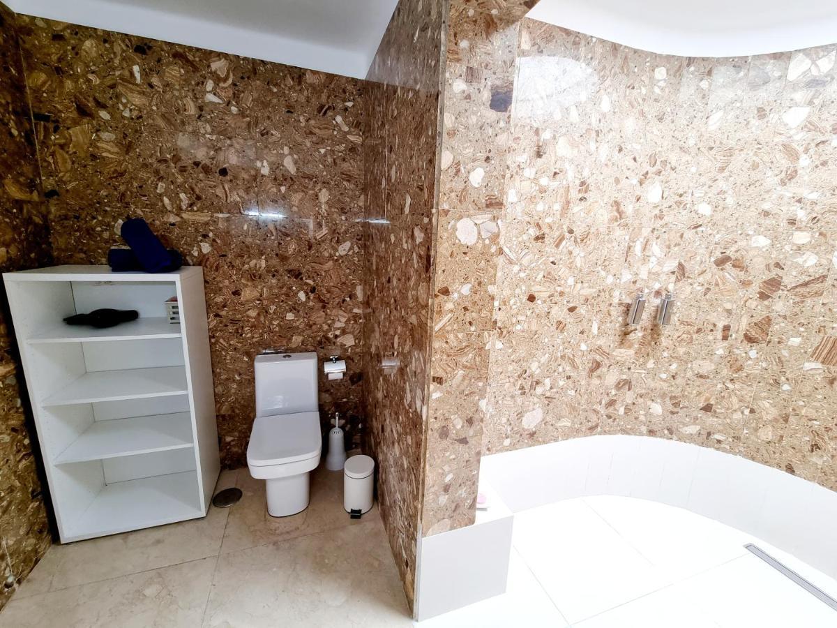 Luxury Coral Beach First Line Of The Sea بلايا هوندا المظهر الخارجي الصورة
